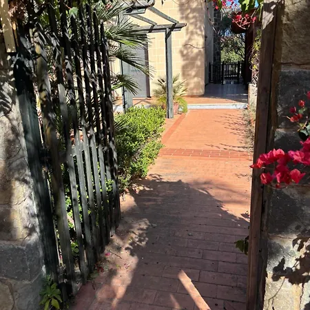 Al Mare Baia Emiri Mazzaforno Villa